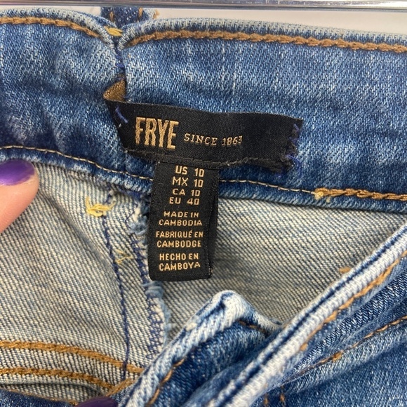 FRYE *FLAWED* Patchwork Ankle Zip Wide Leg Denim Jeans Size 10 - Picture 9 of 10